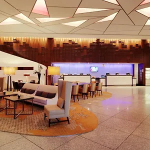 5* מלון Sheraton Grand Esplanade