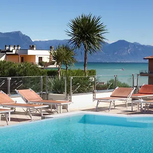 Arena 3* Sirmione