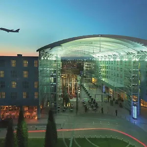 **** Отель Hilton Munich Airport Германия